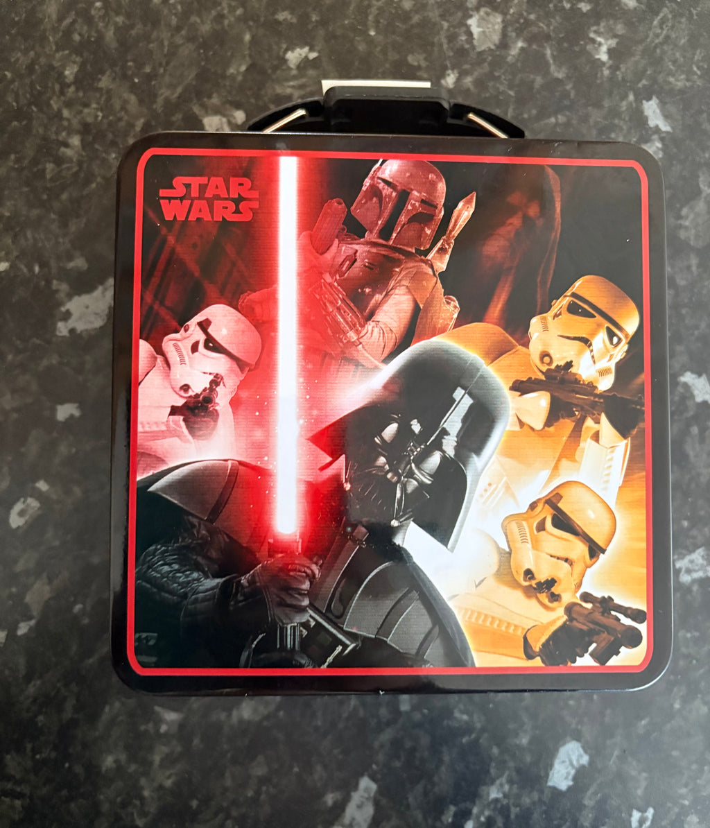 Collectable STAR WARS Darth Vader Tin Box Co Lunch Box Travel Collect School Keepsakes