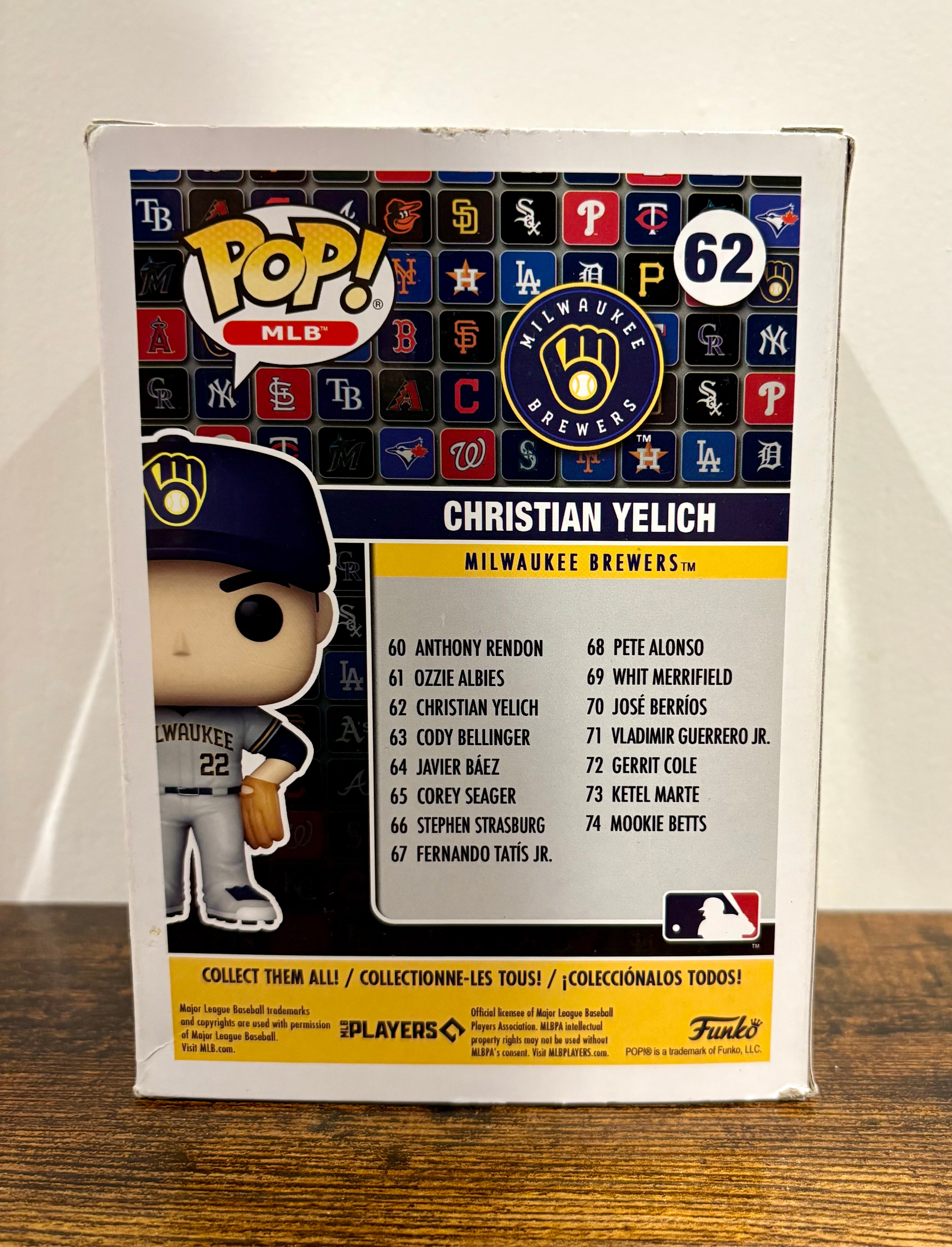 Funko Pop Milwaukee Brewers Christian Yelich 62 slight damaged to corners