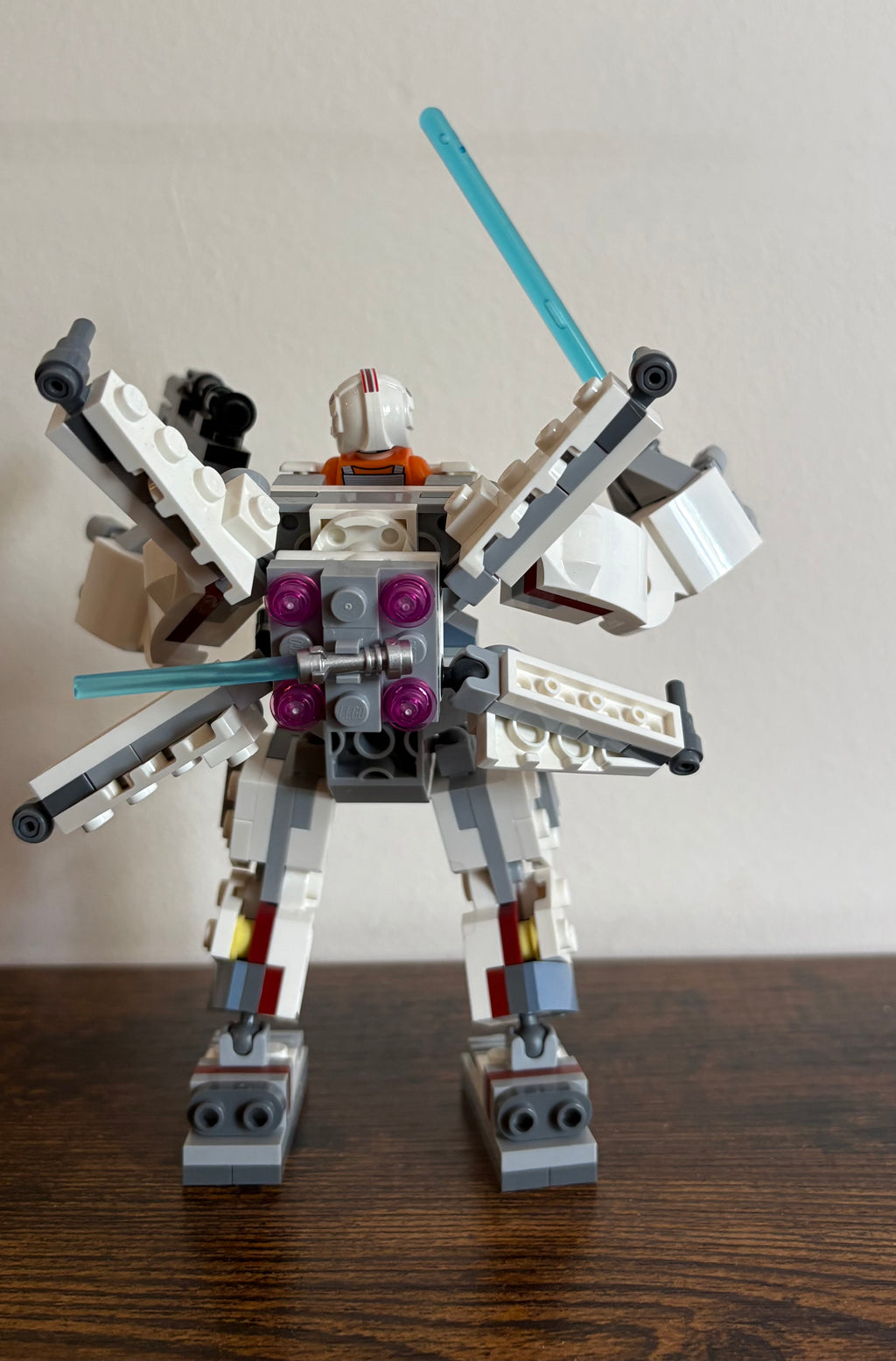 LEGO Star Wars Luke Skywalker X-Wing Mech 75390