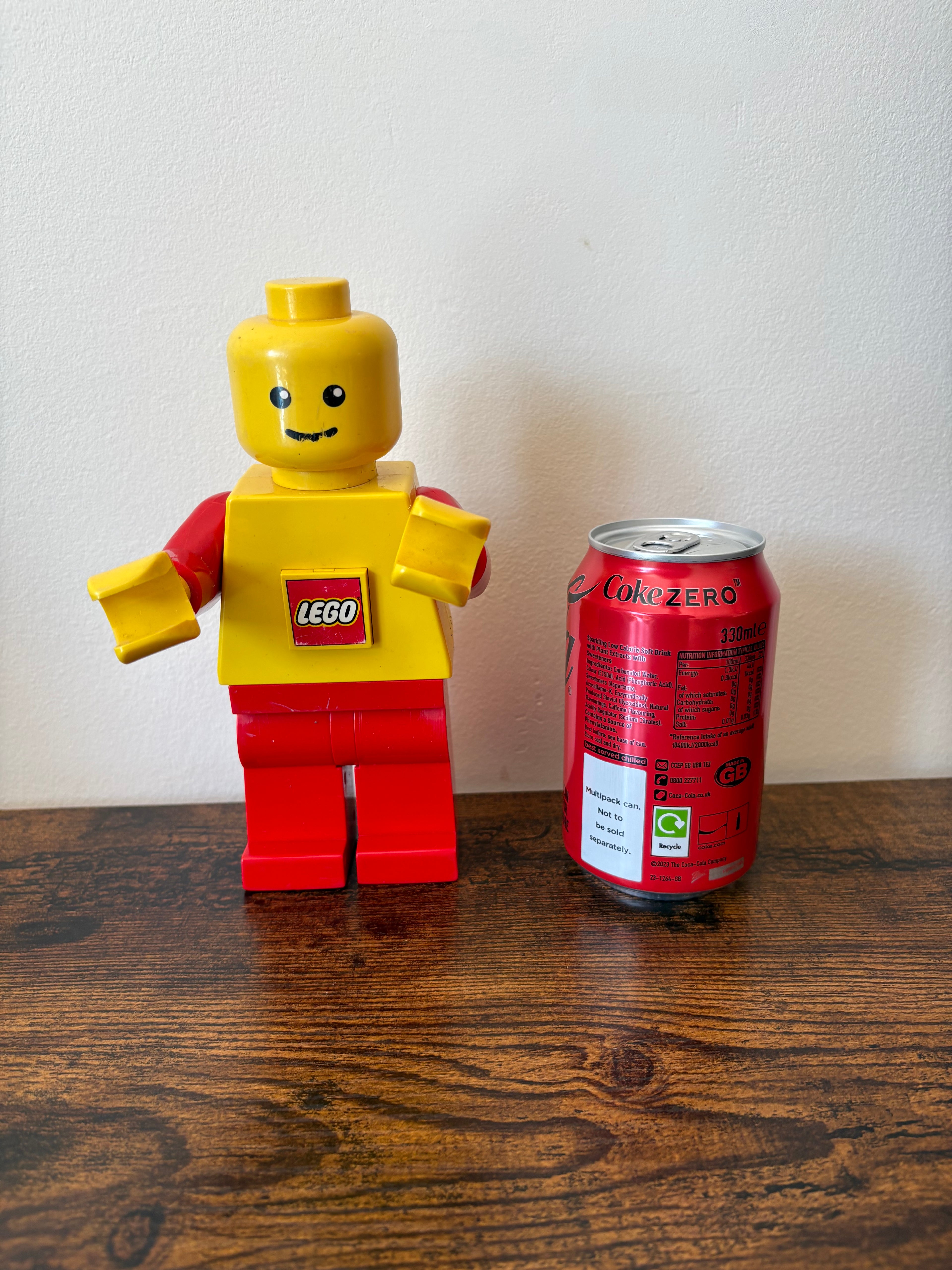 Lego pre-loved Man Flashlight Feet Red Yellow Minifigure Light Standing Working