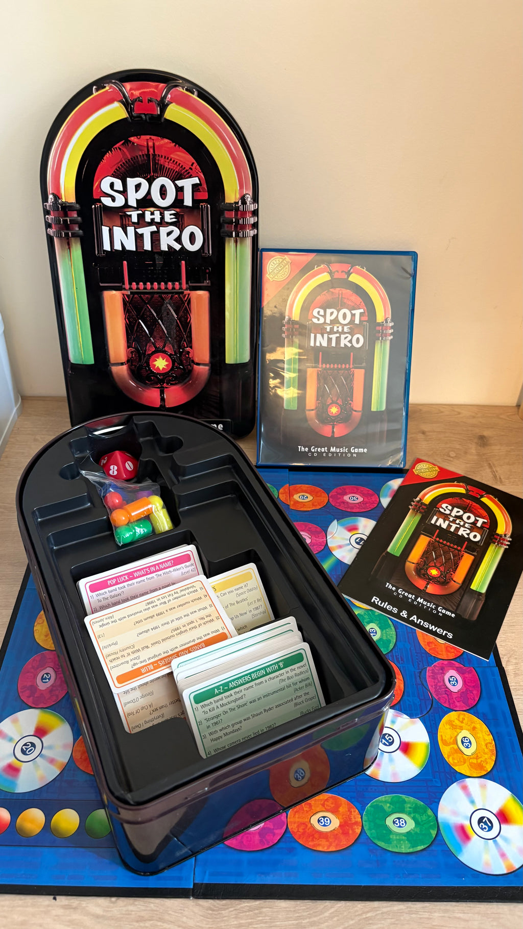 Spot the Intro — Game in Retro Tin