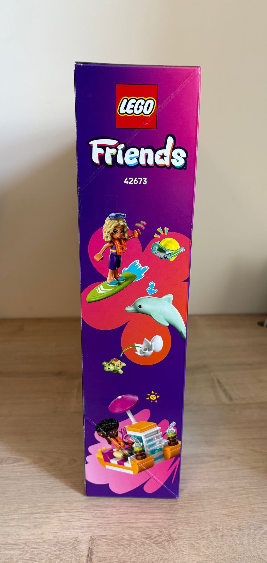 Lego Friends 42673 Family Vacation Beach Resort - Brand New & Sealed