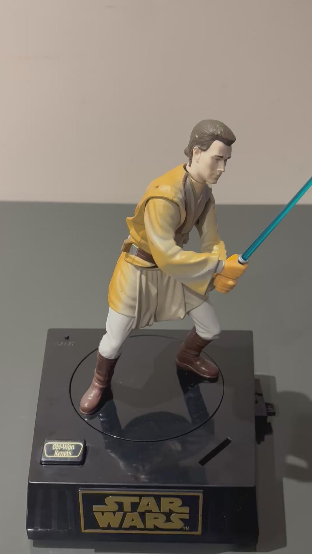 Star Wars Obi Wan Kenobi light up figure display 1999 money box.